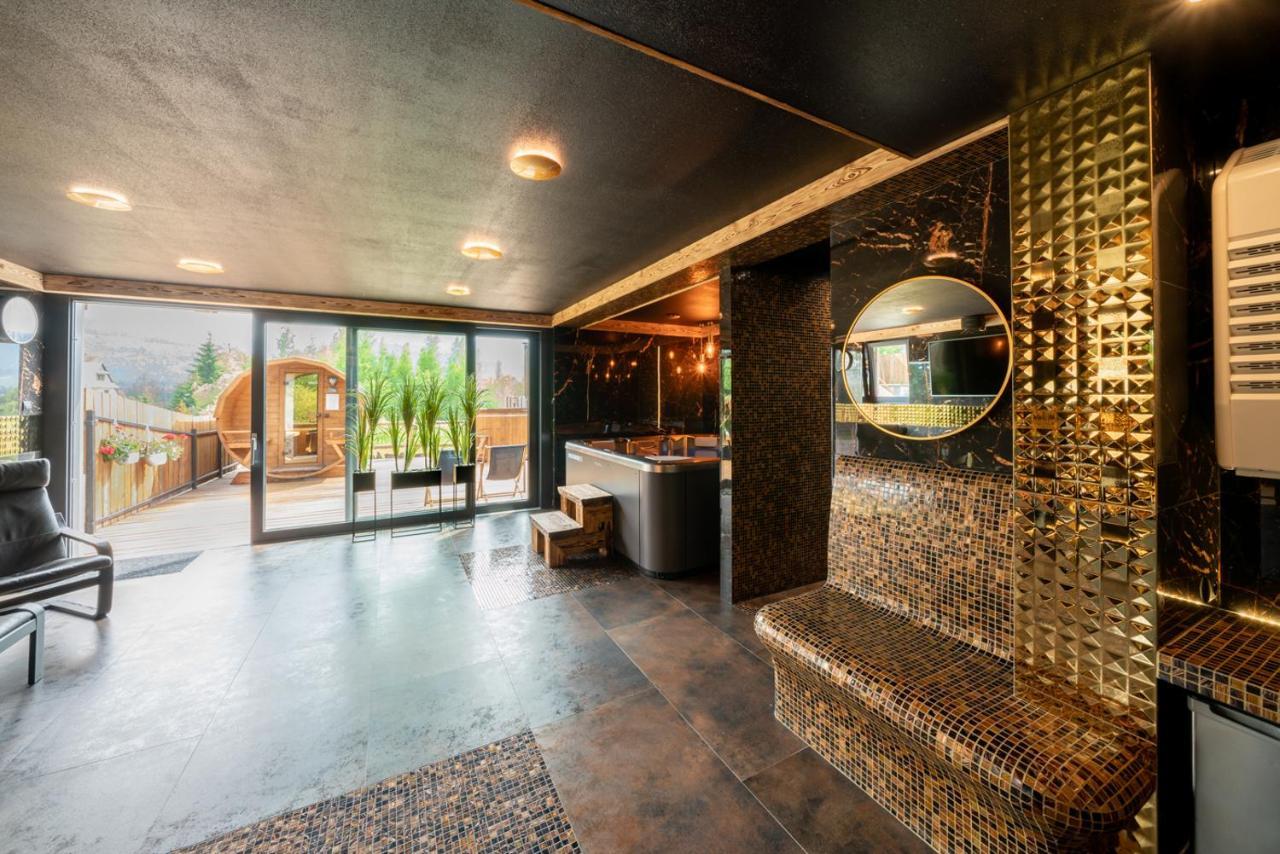 Apartamenty Wellness & Spa Cztery Pory Roku 考斯赛力克 外观 照片